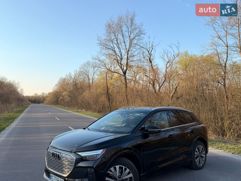 Позашляховик / Кросовер Audi Q4 e-tron 2022 в Дрогобичі