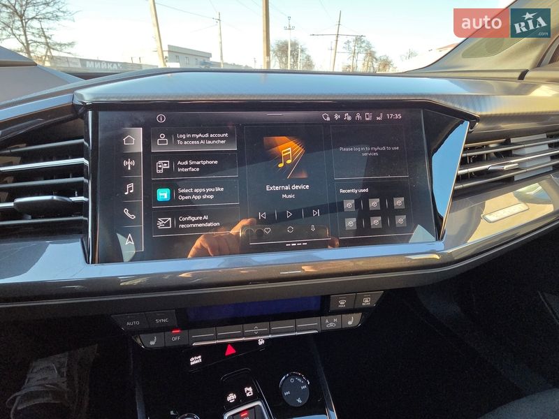 Позашляховик / Кросовер Audi Q4 e-tron 2023 в Одесі