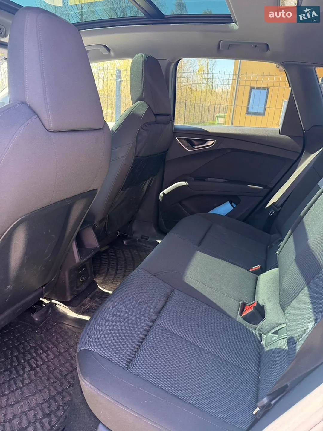 Audi Q4 e-tron 2021 VIN WAUZZZFZ0NP008182 фото оголошення 9 з 14