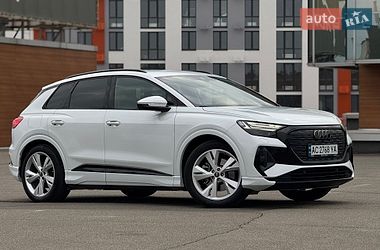 Внедорожник / Кроссовер Audi Q4 e-tron 2021 в Киеве