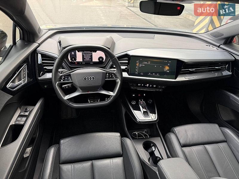 Внедорожник / Кроссовер Audi Q4 e-tron 2022 в Киеве