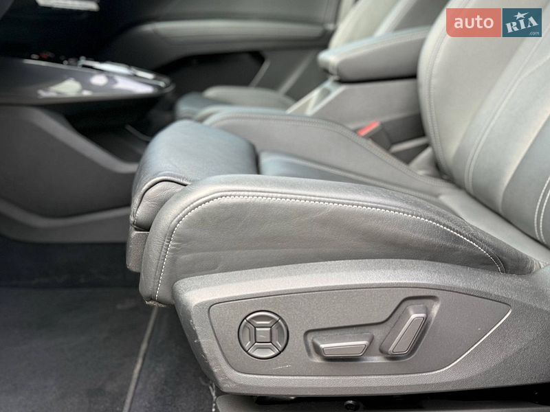 Внедорожник / Кроссовер Audi Q4 e-tron 2022 в Киеве