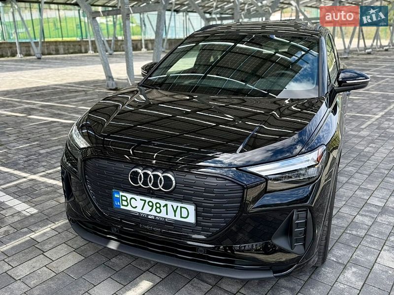 Внедорожник / Кроссовер Audi Q4 e-tron 2024 в Львове