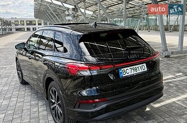 Внедорожник / Кроссовер Audi Q4 e-tron 2024 в Львове