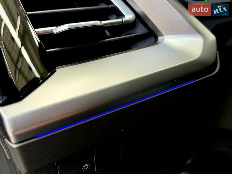 Внедорожник / Кроссовер Audi Q4 e-tron 2024 в Львове
