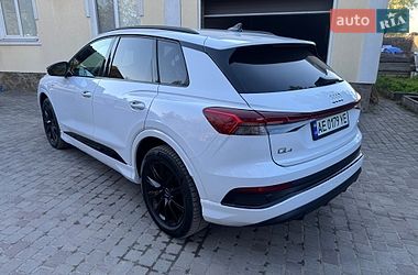Внедорожник / Кроссовер Audi Q4 e-tron 2024 в Днепре