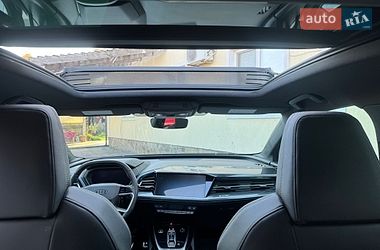 Внедорожник / Кроссовер Audi Q4 e-tron 2024 в Днепре