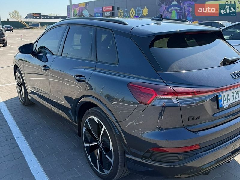 Внедорожник / Кроссовер Audi Q4 e-tron 2024 в Киеве