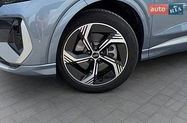Внедорожник / Кроссовер Audi Q4 e-tron 2024 в Львове