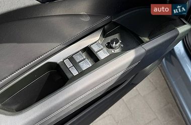 Внедорожник / Кроссовер Audi Q4 e-tron 2024 в Львове
