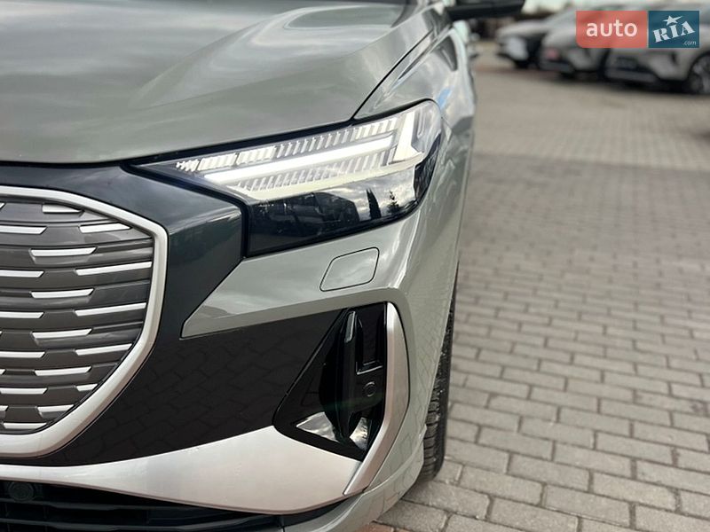 Внедорожник / Кроссовер Audi Q4 e-tron 2023 в Львове