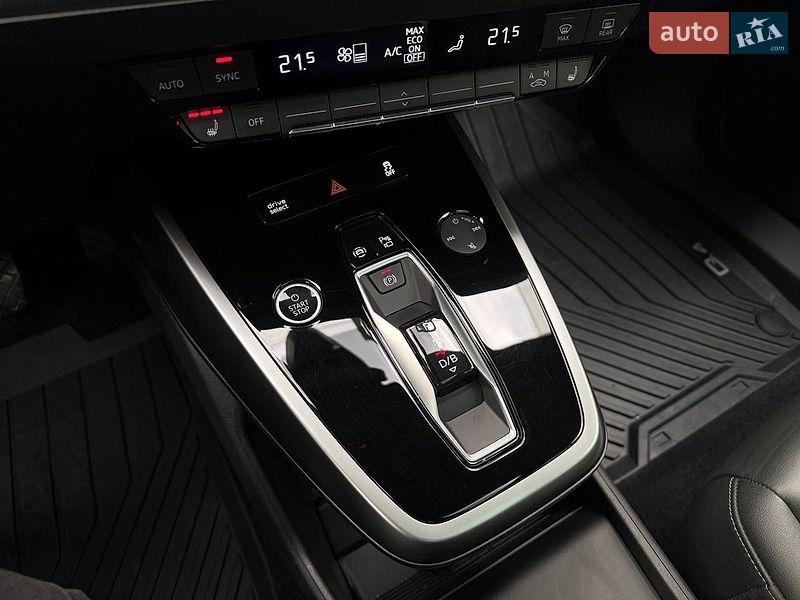 Внедорожник / Кроссовер Audi Q4 e-tron 2023 в Киеве