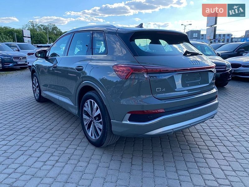 Внедорожник / Кроссовер Audi Q4 e-tron 2024 в Львове