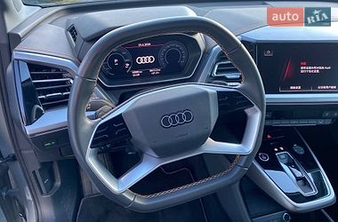 Внедорожник / Кроссовер Audi Q4 e-tron 2024 в Львове