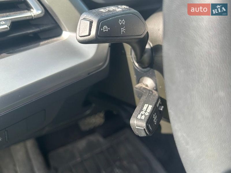 Внедорожник / Кроссовер Audi Q4 e-tron 2023 в Виннице