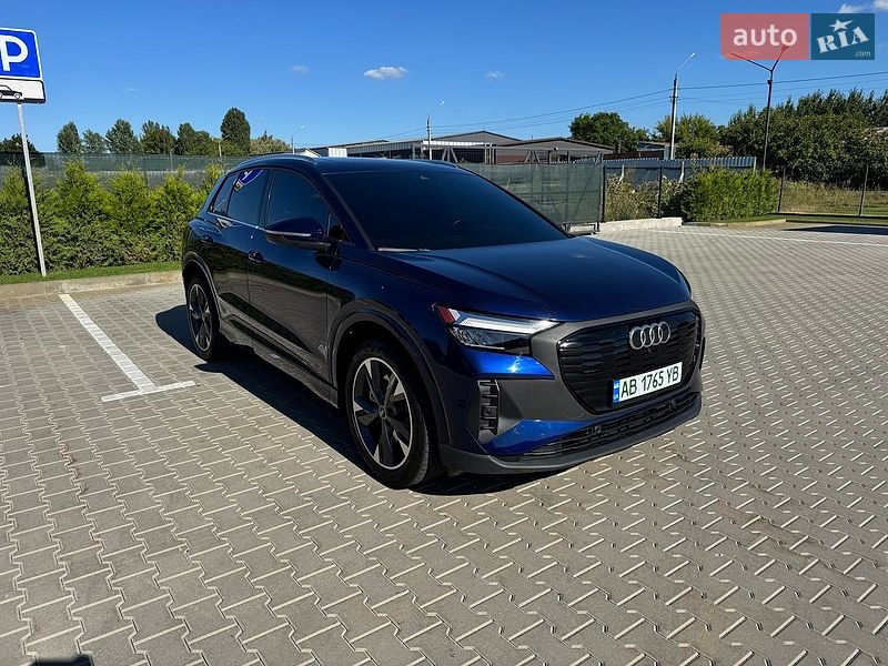 Позашляховик / Кросовер Audi Q4 e-tron 2022 в Вінниці