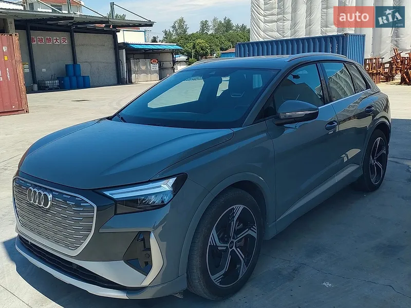 Audi Q4 e-tron 2023