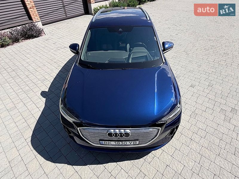 Внедорожник / Кроссовер Audi Q4 e-tron 2023 в Львове