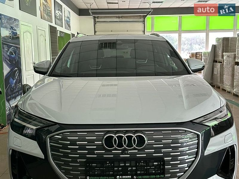 Внедорожник / Кроссовер Audi Q4 e-tron 2023 в Кропивницком