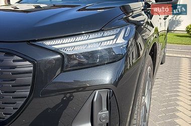 Внедорожник / Кроссовер Audi Q4 e-tron 2023 в Львове