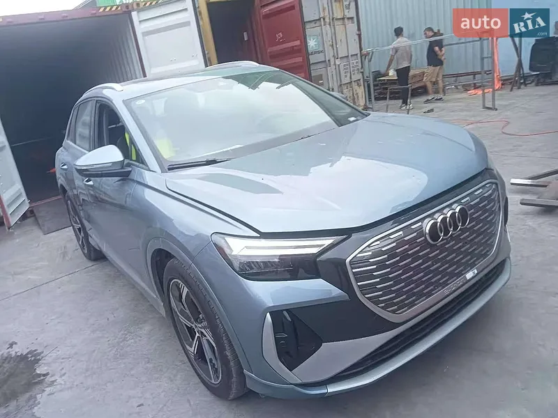 Audi Q4 e-tron 2024