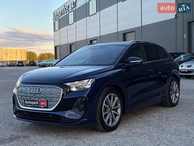 Audi Q4 e-tron 2023