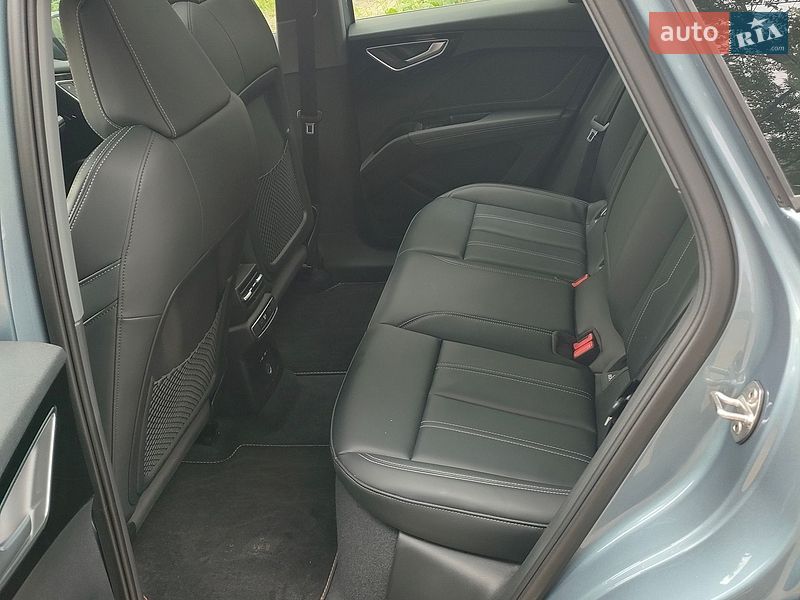 Внедорожник / Кроссовер Audi Q4 e-tron 2024 в Киеве фото 14 Внедорожник / Кроссовер Audi Q4 e-tron 2024 в Киеве