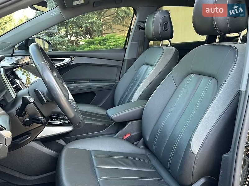 Внедорожник / Кроссовер Audi Q4 e-tron 2022 в Днепре