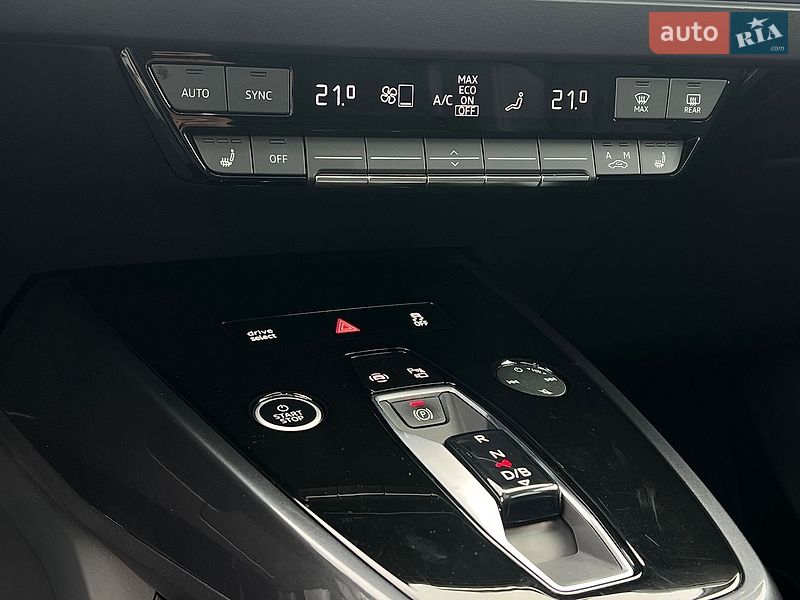 Внедорожник / Кроссовер Audi Q4 e-tron 2023 в Львове