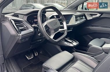 Внедорожник / Кроссовер Audi Q4 e-tron 2023 в Львове
