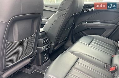 Внедорожник / Кроссовер Audi Q4 e-tron 2023 в Львове