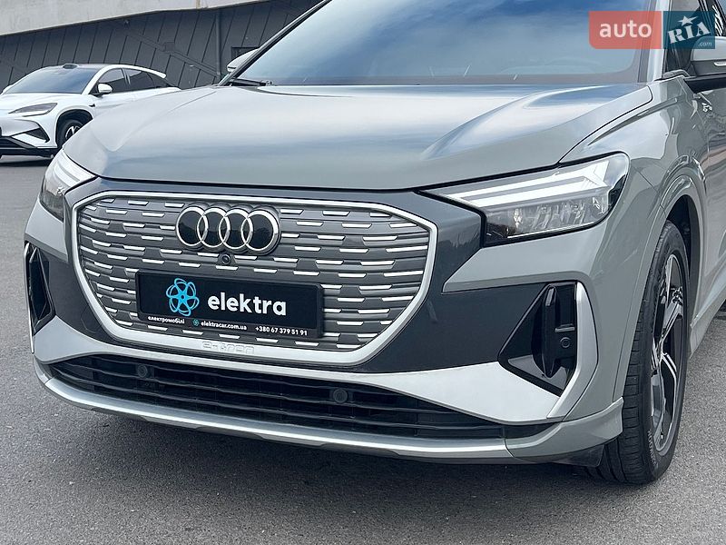 Внедорожник / Кроссовер Audi Q4 e-tron 2023 в Львове
