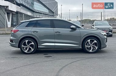 Внедорожник / Кроссовер Audi Q4 e-tron 2023 в Львове