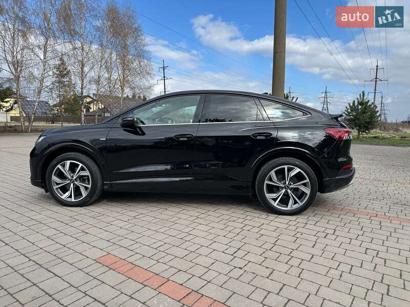 Внедорожник / Кроссовер Audi Q4 Sportback e-tron 2022 в Солонке