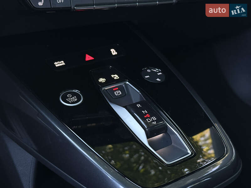 Внедорожник / Кроссовер Audi Q4 Sportback e-tron 2023 в Николаеве