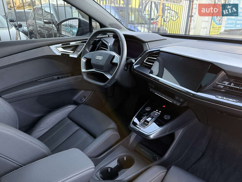 Внедорожник / Кроссовер Audi Q4 Sportback e-tron 2023 в Николаеве