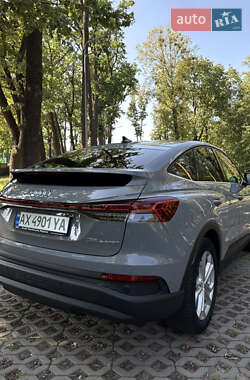 Внедорожник / Кроссовер Audi Q4 Sportback e-tron 2022 в 