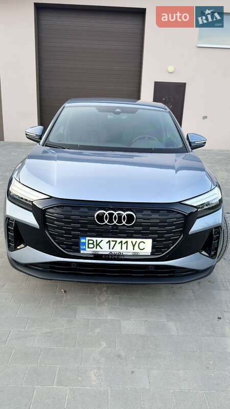 Внедорожник / Кроссовер Audi Q4 Sportback e-tron 2022 в Березному