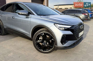 Внедорожник / Кроссовер Audi Q4 Sportback e-tron 2022 в 