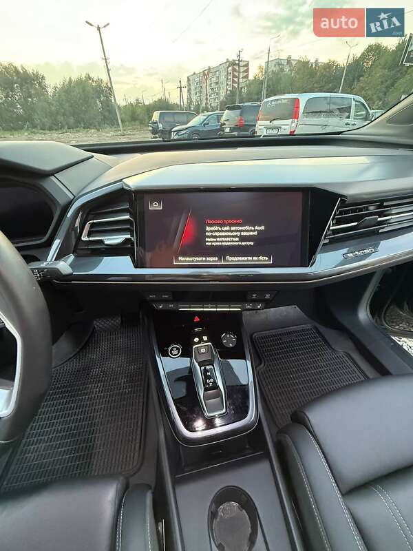 Позашляховик / Кросовер Audi Q4 Sportback e-tron 2023 в Чернівцях