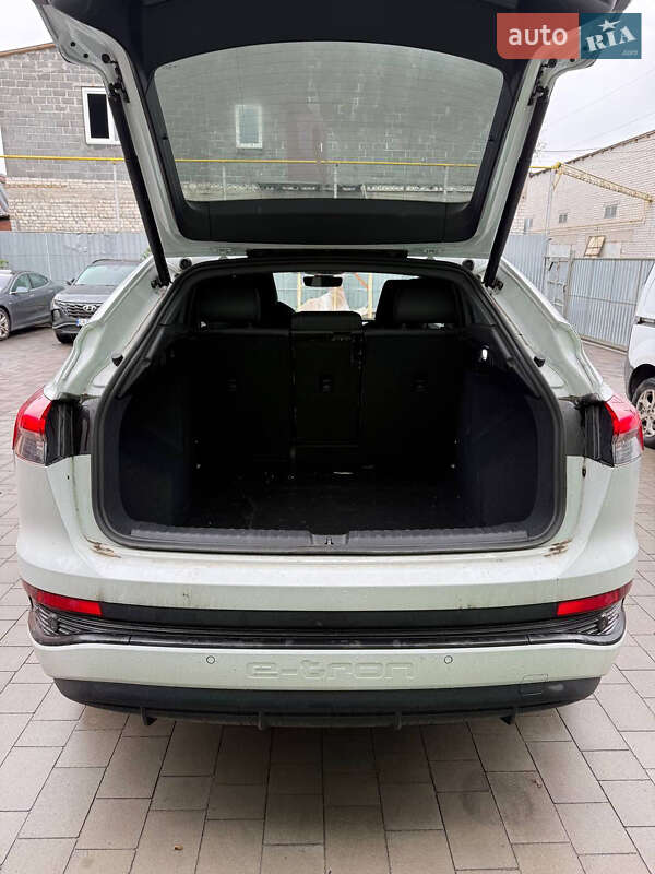 Позашляховик / Кросовер Audi Q4 Sportback e-tron 2023 в Черкасах фото 4 Позашляховик / Кросовер Audi Q4 Sportback e-tron 2023 в Черкасах