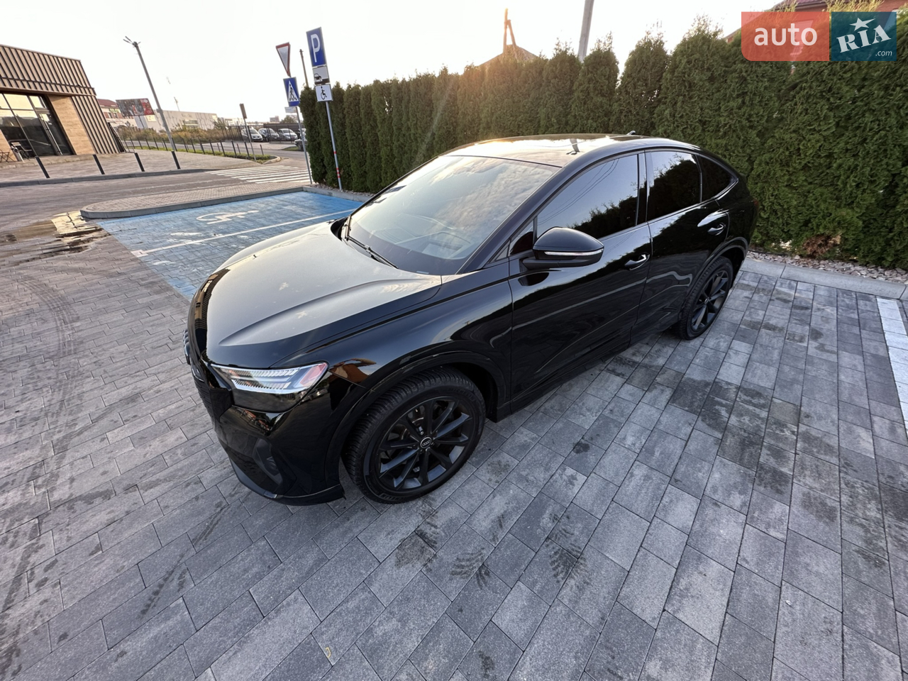 2022 Audi Q4 Sportback e-tron - мініатюра 10