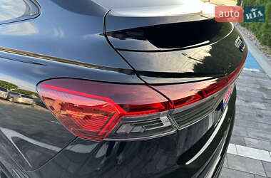 Внедорожник / Кроссовер Audi Q4 Sportback e-tron 2022 в 