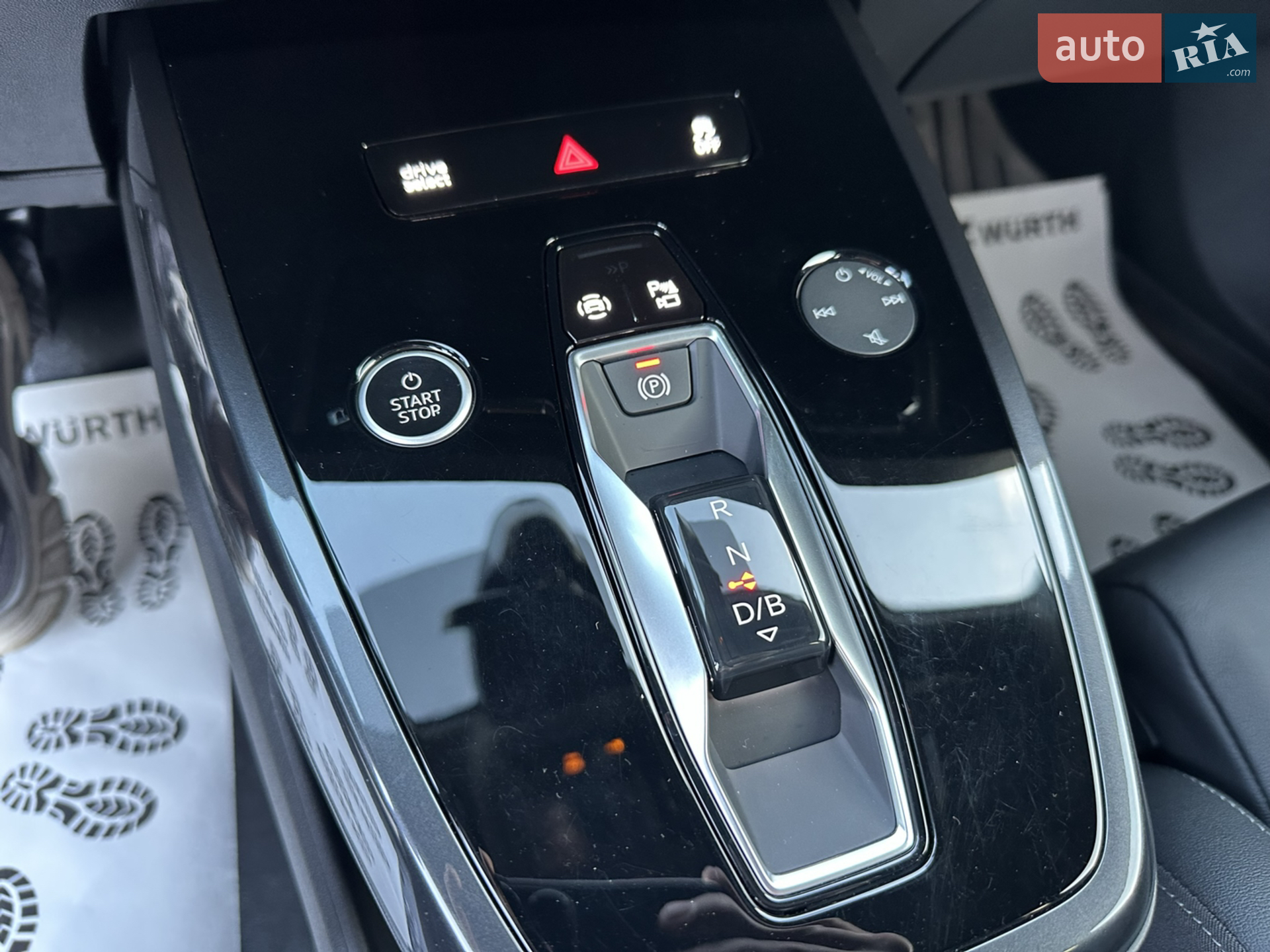 2022 Audi Q4 Sportback e-tron - мініатюра 56
