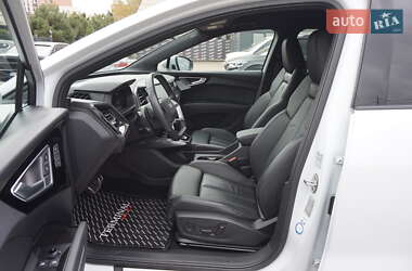 Внедорожник / Кроссовер Audi Q4 Sportback e-tron 2022 в 