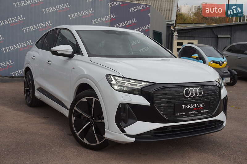 Позашляховик / Кросовер Audi Q4 Sportback e-tron 2022 в Одесі