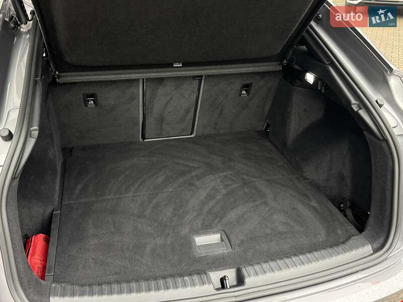 Позашляховик / Кросовер Audi Q4 Sportback e-tron 2022 в Чернівцях фото 24 Позашляховик / Кросовер Audi Q4 Sportback e-tron 2022 в Чернівцях