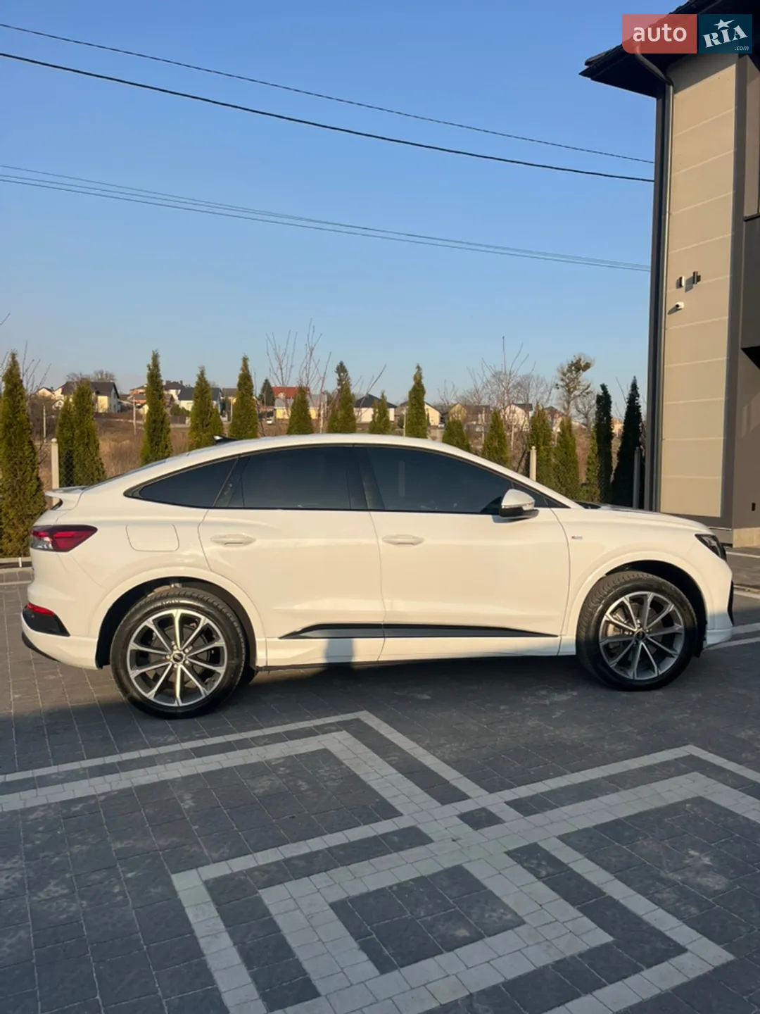 2022 Audi Q4 Sportback e-tron - мініатюра 3