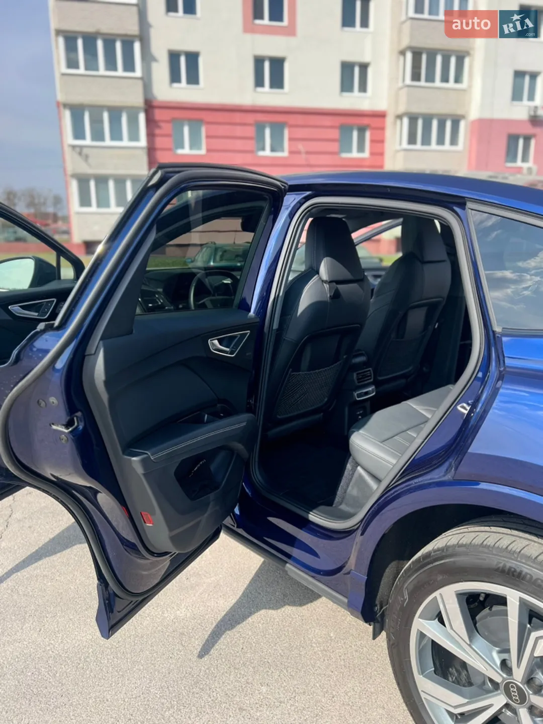 2023 Audi Q4 Sportback e-tron - мініатюра 22