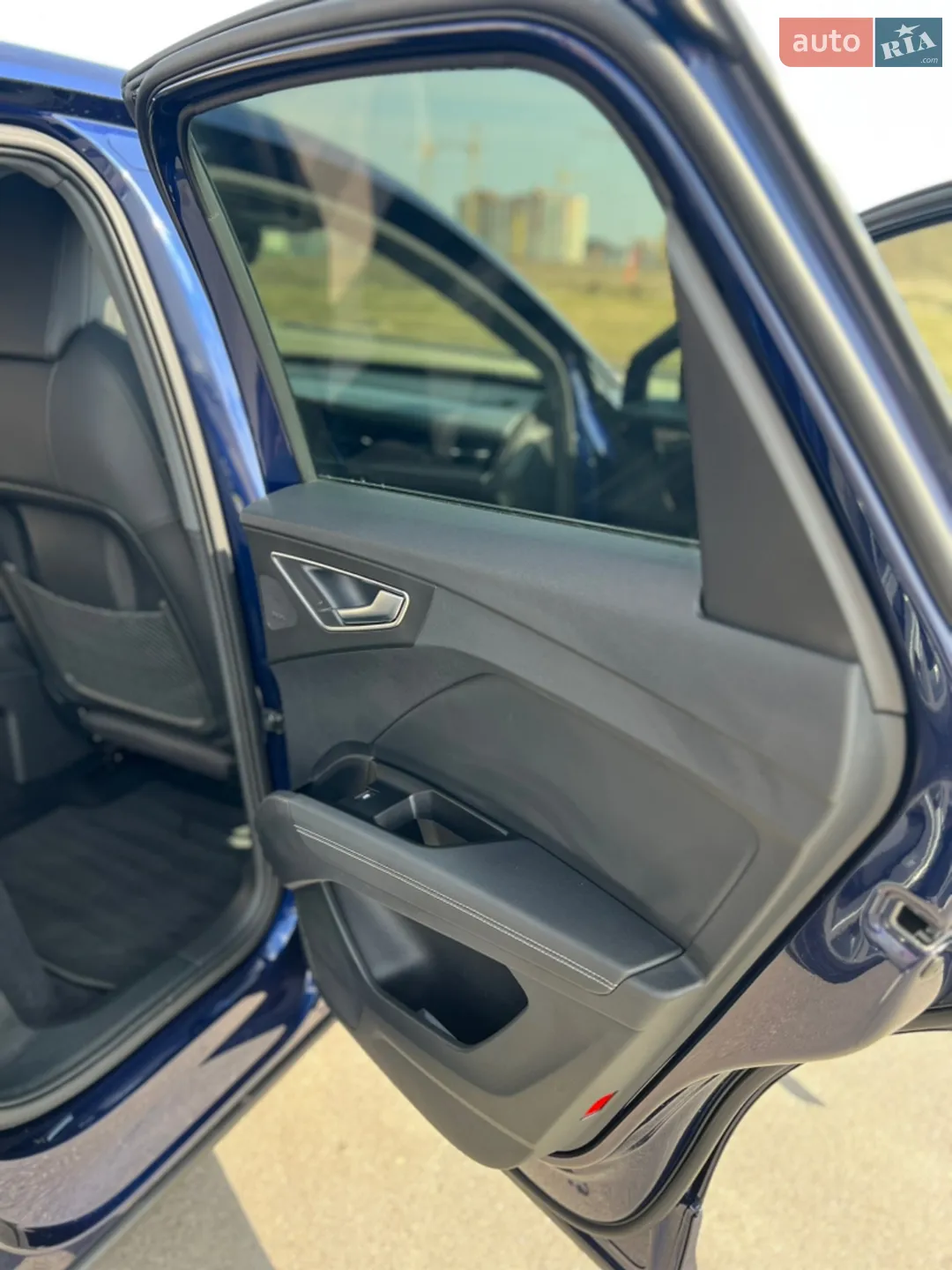 2023 Audi Q4 Sportback e-tron - мініатюра 28